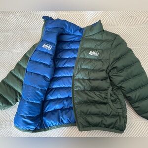 REI 3T reversible green/blue toddler puffer jacket